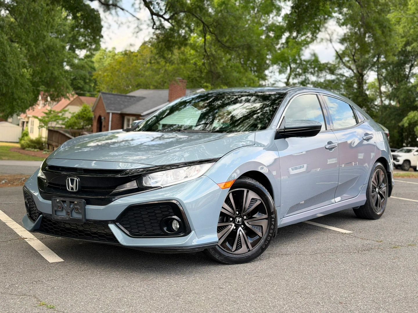 honda civic hatchback 2018 SHHFK7H58JU218203 image honda civic hatchback 2018 SHHFK7H58JU218203 image